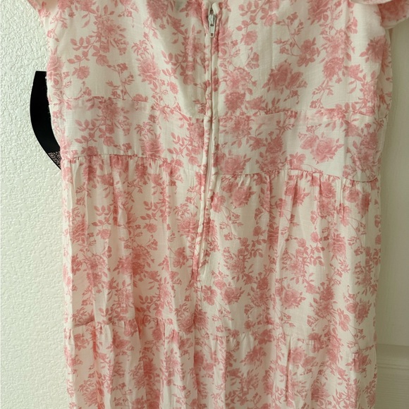 Floral Pink Dress with Ruffle Sleeves - Picture 6 of 10